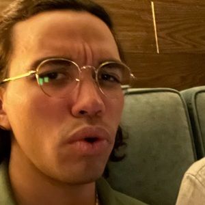 Meet your Posher, Eric